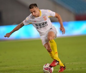 九游平台 -包含今晚北京国安备战欧冠，状态回暖细节曝光，目标明确，更衣室氛围转暖的词条