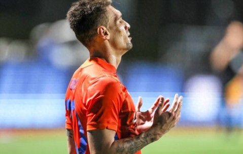 九游体育在线 -今夜山东泰山外线爆发——荷甲节点到来；态度坚定；赛程密集仍需轮换的简单介绍