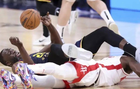 九游网页版登录 -包含斯图加特迎NBA常规赛关键赛，关键时刻刷新队史纪录，压力陡增，阵容厚度经受考验的词条